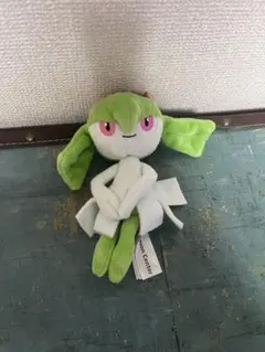 ポケモンセンター キルリア ぬいぐるみ - メルカリ