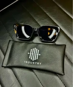 Item thumbnail for item 70e24c2f-c84a-486e-bac5-94b18963ffc4