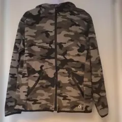 Gap Fit パーカー　迷彩柄　140センチ