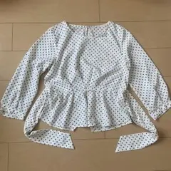 【匿名発送】水玉模様 七分袖ペプラムトップス