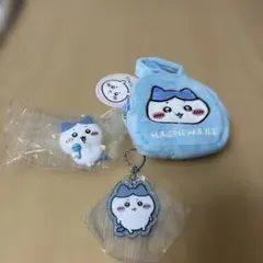 ちいかわ　ラメアクリルキーホルダー　てのひらポーチ　ちいかわライトクリップ