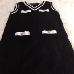 Rady ブラックニットベスト Vネック