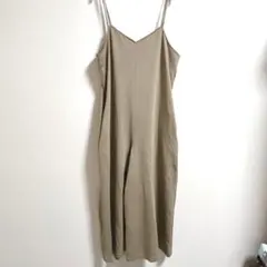 GU ジーユー　サロペットパンツ　ベージュ　Mサイズ