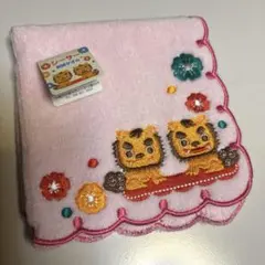 新品未使用タグ付　シーサ刺繍ハンドタオル　沖縄　シーサー　タオルハンカチ