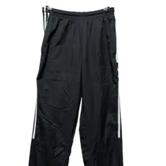 adidas アディダス ナイロンパンツ 刺繍ロゴ ジャージ トラックパンツ 黒