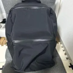ユニクロ ファンクショナルバックパック 36L - メルカリ