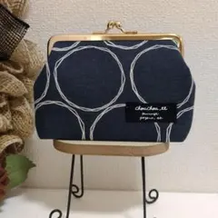 ハンドメイド　がま口ポーチ（手描き風ドット）