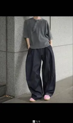 【Perushu 】ハトメループリジットワイドタックデニム　ブルー　Mのサムネイル