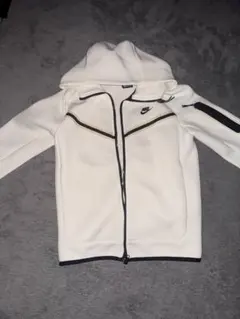 Nike テックフリース パーカー グレー