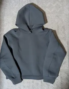 UNIQLO ウルトラストレッチドライスウェットプルパーカ