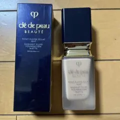 クレ・ド・ポーボーテ　タンフリュイドエクラ　マット　オークル40