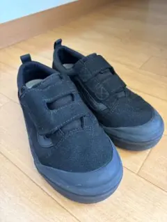 バンズスニーカー