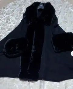 2025年最新】ファーポンチョの人気アイテム - メルカリ