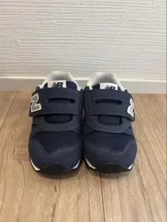 【美品】ニューバランス 16cm スニーカー ネイビー キッズ