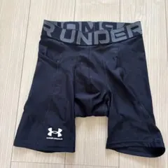 UNDER ARMOUR ヒートギアアーマー ショーツのサムネイル