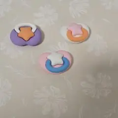 BabyTHREE400%のおしゃぶり　１つ