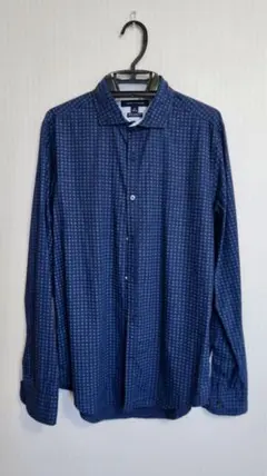 TOMMY HILFIGER ネイビー 柄シャツ M