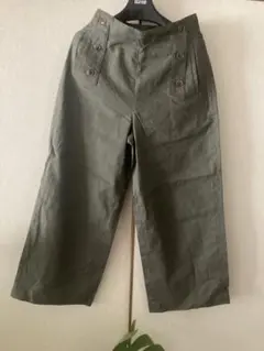 【新品】お値下げ中‼️✨プロバドール✨ボタン付ワイドパンツ綿麻ＱＶＣ
