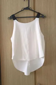 美品！SUKALA　人気タンクトップ　Mサイズ
