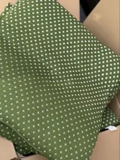 緑色の刺繍座布団 まとめ売り ２３枚