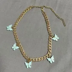 蝶モチーフ　ネックレス