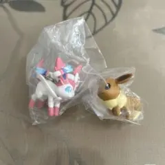 ポケットモンスター　つまんでつなげてマスコット　イーブイ　ニンフィア