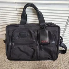 TUMI トゥミ エクスパンダフル オーガナイザー ブラック ビジネスバッグ