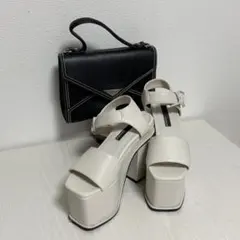 EMODA 厚底サンダル白 / MOUSSY バッグ黒　まとめ売り（バラ売り可）のサムネイル
