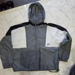 Nike Official Reissue 89 ナイロンジャケット