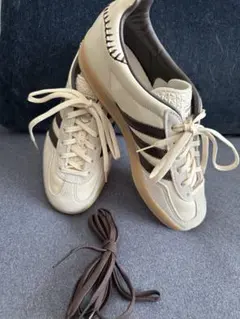 Adidas Gazelle Indoor 6 ホワイト/ブラウン