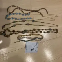 アクセサリー数種類