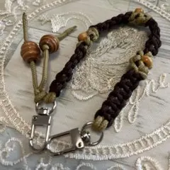 パラコード　ストラップ　ハンドストラップ　　キーホルダー　ハンドメイド