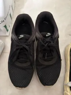 Nike ブラックスニーカー