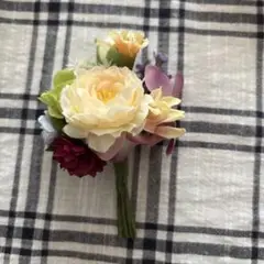 多色造花コサージュ