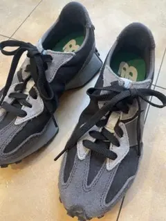 NB ニューバランス 327/23cm