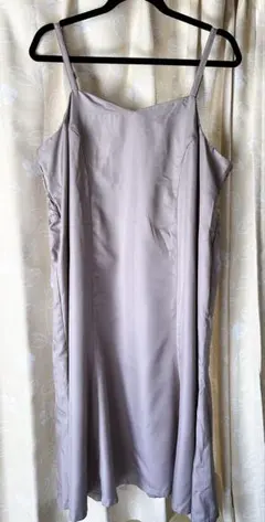 【即購入可】レディース　大きいサイズ　膝丈ワンピース　マーメイド　グレー