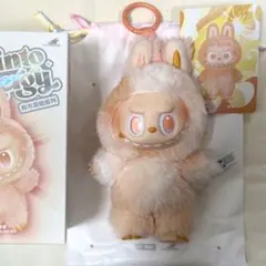 【正規品】　ポップマート　ラブブ　エナジー　ハピネス　ぬいぐるみ　チャーム