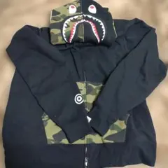 A BATHING APE SHARK FULL ZIP HOODIEのサムネイル