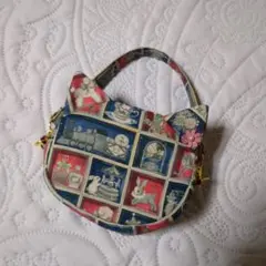 新柄…ユキエモンＴＯＹナイトボックス ネイビーxレッド系…コロンと猫ポーチ