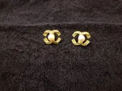 ゴールド CCロゴ パール ピアス