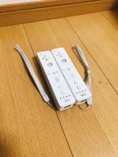 wii リモコン 2個（ホワイト）動作確認済み