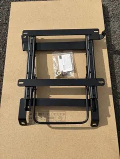 RECARO レカロ ベースフレーム ハイエース #H200系 R KEIPER - メルカリ