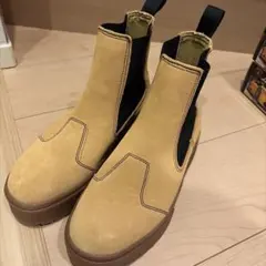 PUMA サイドゴアブーツ ベージュ