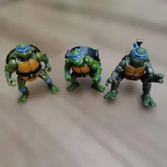 ミュータント・タートルズ 　フィギュア　3体セット
