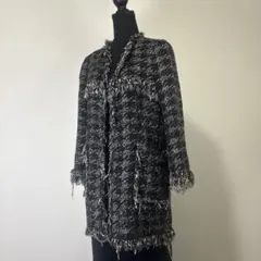 ZARAwomanノーカラーツイードフリンジジャケットブラック・ホワイト丈80