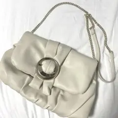 う*ぎ様 ZARA クリーム ショルダーチェーンバッグ ホワイト アイボリー　カ