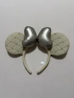 ディズニー　カチューシャ　ミニー　ベージュ