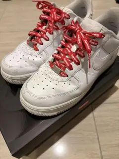 Nike Air Force 1 Supreme 白