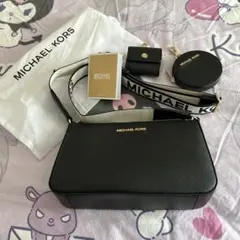 MICHAEL KORSクロスボディ ウィズ テックアタッチ スモール