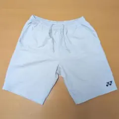 ヨネックス ライトグレー ショートパンツ